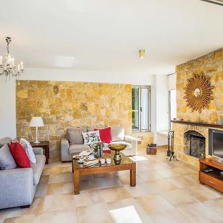 Villa Stephanos *