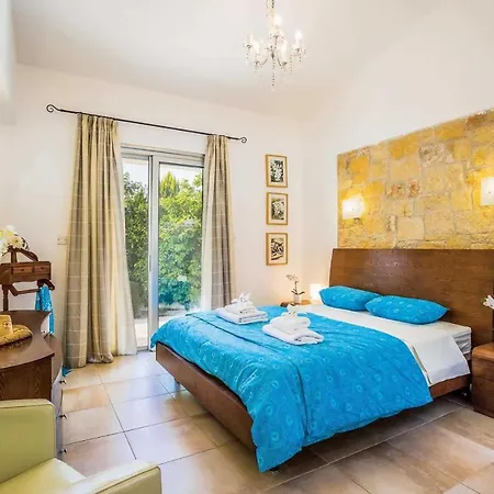 Villa Stephanos